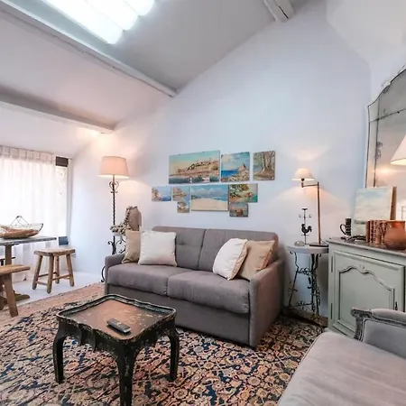 Typical Croisette House Вилла